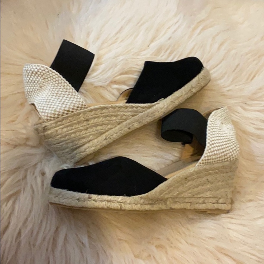 Women’s Black Wedges